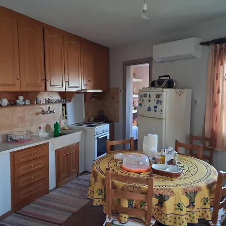 πλατανα αστρους αρκαδίας χωριατικο σπίτι για φυση και ηρεμία Сasa de vacaciones